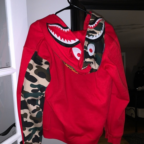 COPY - Bathing ape hoodie - Picture 2 of 4